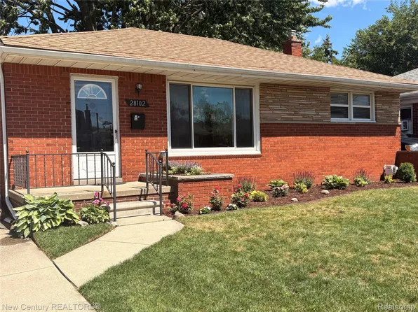 28102 Brush St, Madison Heights, MI 48071