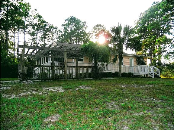 4th image of 423 Texas Dr