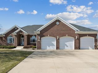 4818 W 4th St, Waterloo, IA 50701