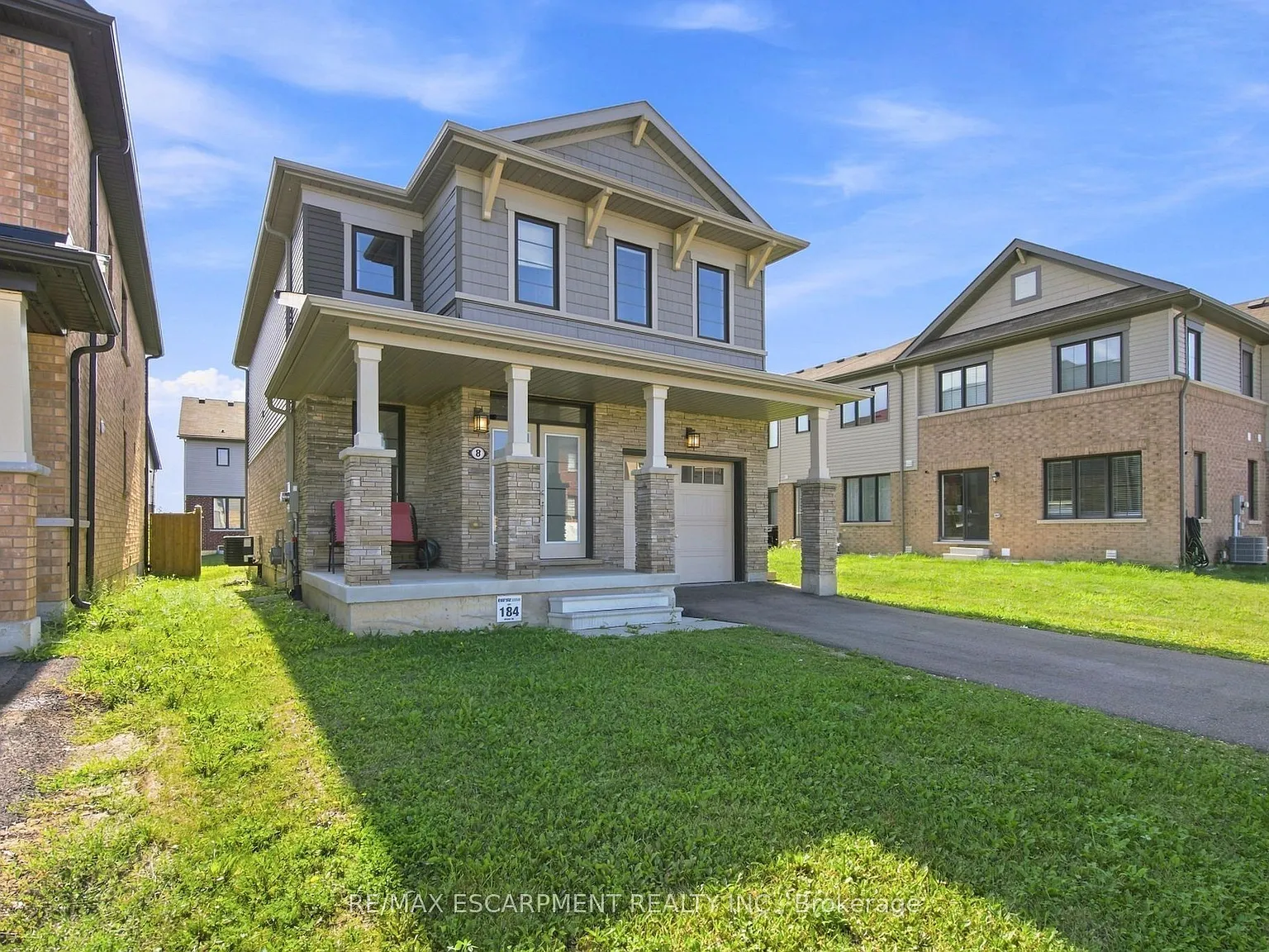 4 bed, $3,300 — Photo 2