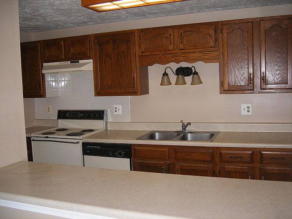 2nd image of 7707 Odonnell Ct