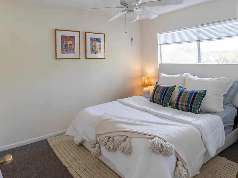 5516 Roosevelt Ave #201 — Photo 10