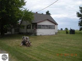 3941 W Bessinger Rd, Au Gres, MI 48703