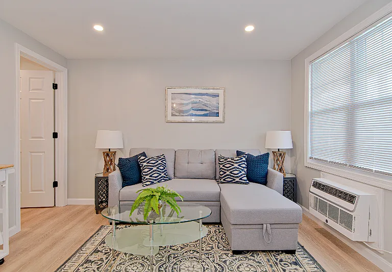 528 Ocean Blvd #11 — Photo 6