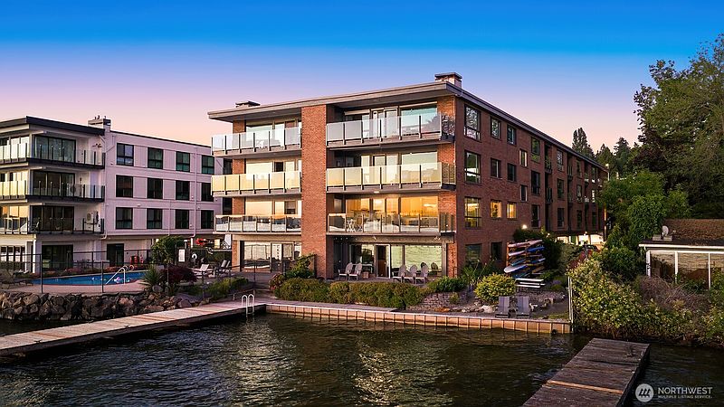 4th image of 6225 Lake Washington Boulevard NE #209