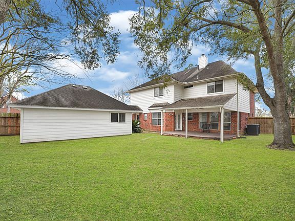 4th image of 1503 Pine Ridge Ln