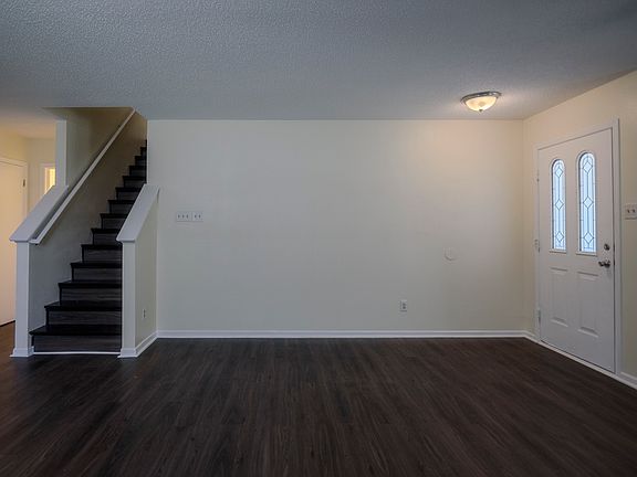 4th image of 10367 Waverly Dr