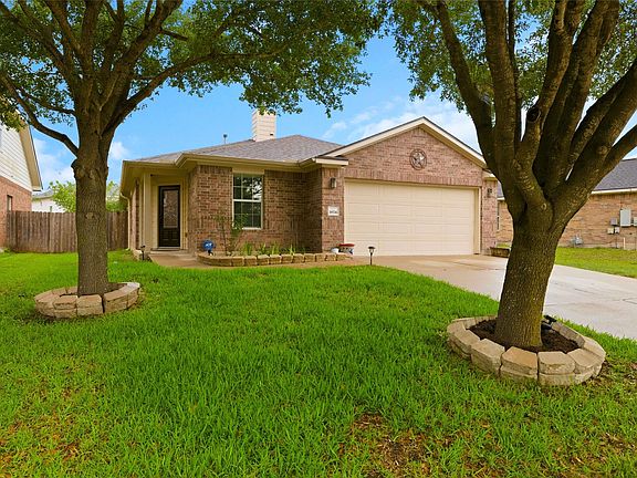 2nd image of 18536 Blue Pond Dr