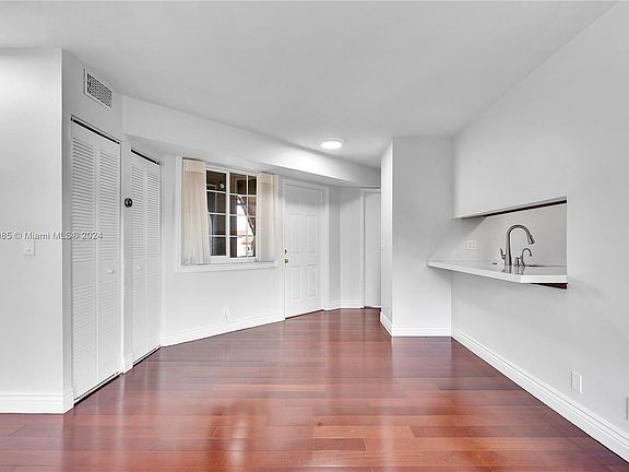 2nd image of 465 SW 86th Ave APT 205