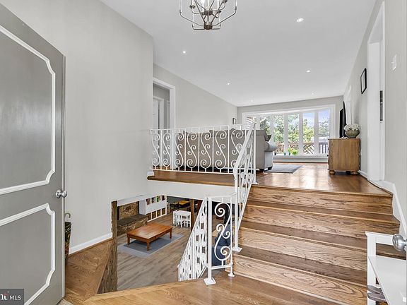 5th image of 8001 Leyton Pl