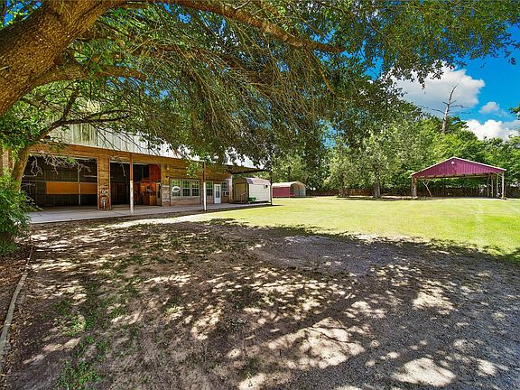2nd image of 14668 Lynnwood Dr