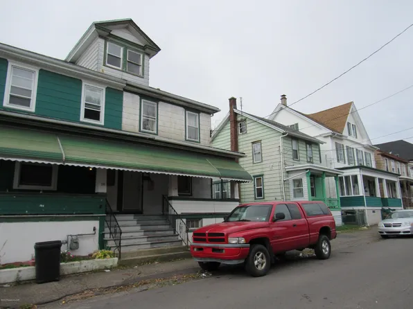 336 E Chestnut St, Hazleton, PA 18201