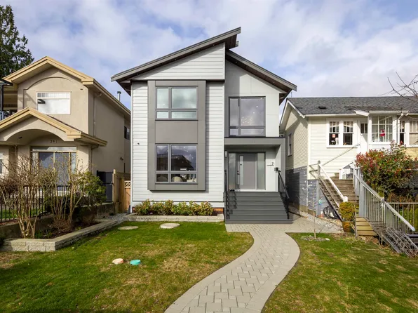 7 Howard Ave N, Burnaby, BC V5B 1J6