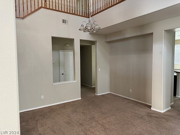 4th image of 319 Ravensmere Ave