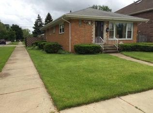 6901 Beckwith Rd, Morton Grove, IL 60053