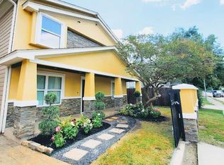 1110 Enid St, Houston, TX 77009