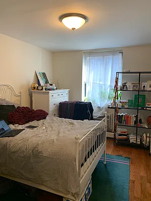 Rented by Douglas Elliman | media 36