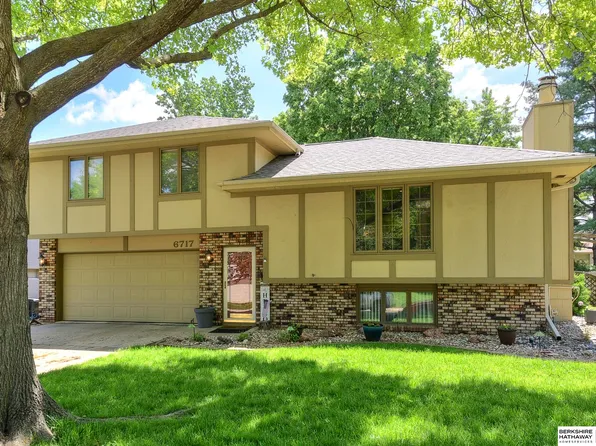 6717 S 73rd Terrace Cir, Ralston, NE 68127