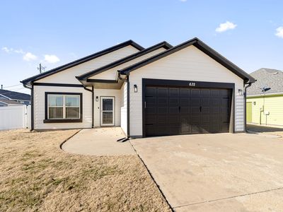 632 Prairie Ln, Salina, KS, 67401