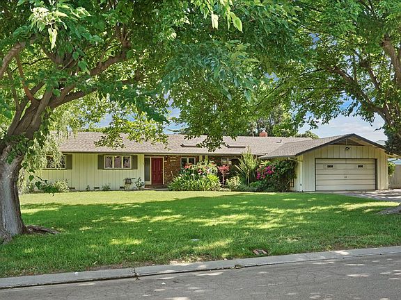 2nd image of 2307 Estate Dr