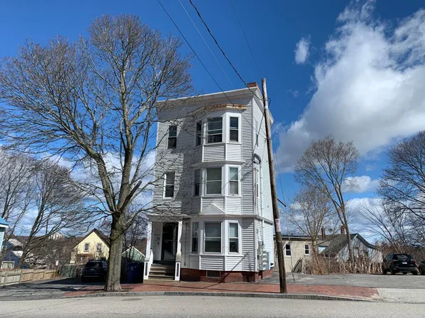 851 Congress Street