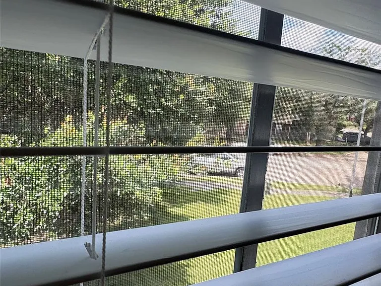 7925 Grove Ridge Dr — Photo 27