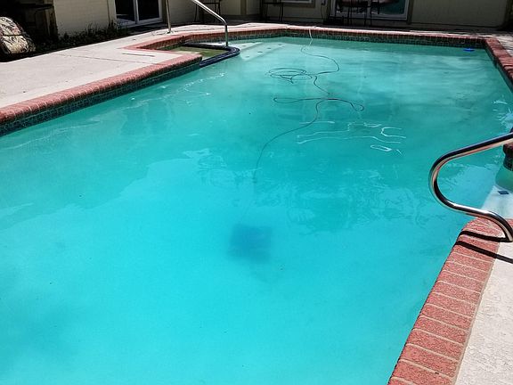 3rd image of 2935 Windmill Ln