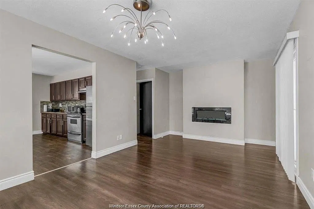 3 bed, 1.5 bath, $2,100 — Photo 4