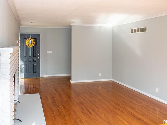 5th image of 5026 N Mansfield Dr