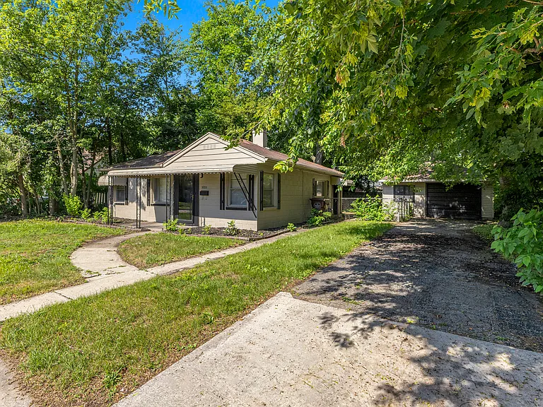 5228 Fletcher St — Photo 5