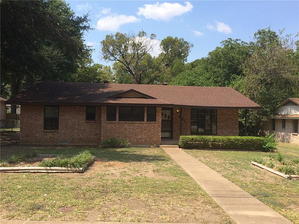1st image of 921 Ray Andra Dr
