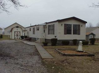 2381 W Orland Rd, Angola, IN 46703