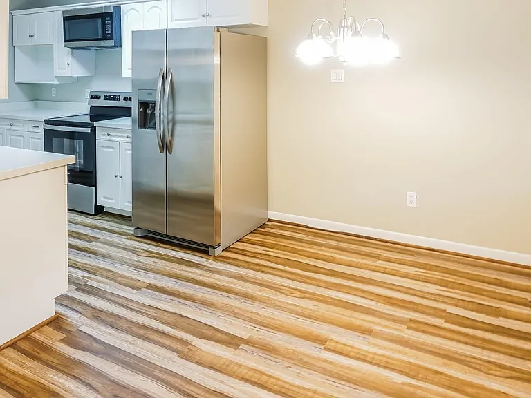 22831 Capitol Landing Ln — Photo 4