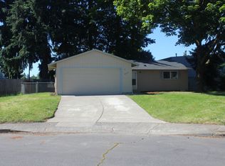 1924 SE Hemlock Ct, Hillsboro, OR 97123