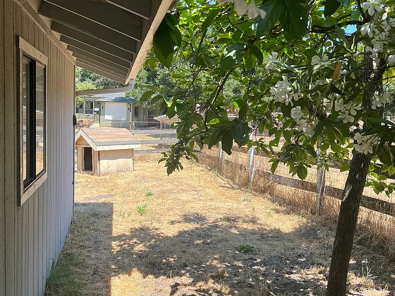 10125 Atascadero Ave #B — Photo 47