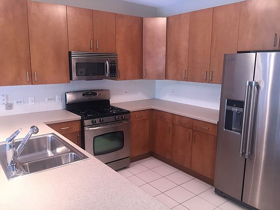 4th image of 145 S York St Unit 230