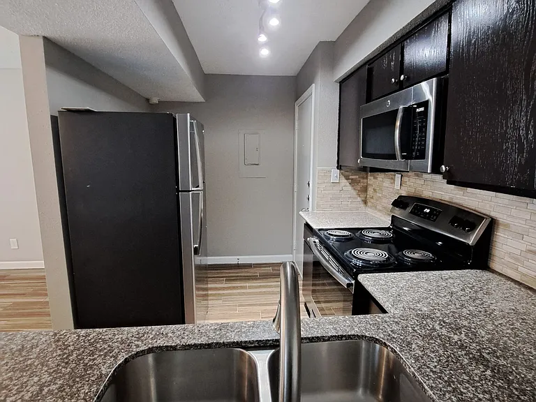 Island Bay Resort Apartments — Photo 111