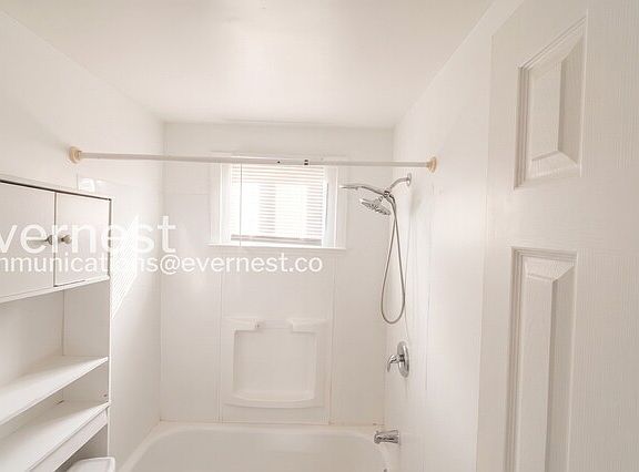 4th image of 792 Butler Ave