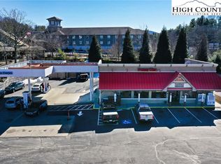 450 E King St, Boone, NC 28607