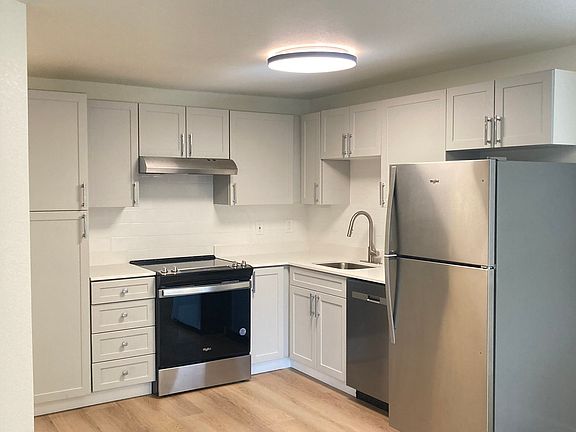 2nd image of 29250 SW Park Pl #35