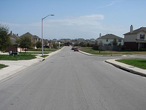 5th image of 243 Amber Ash Dr
