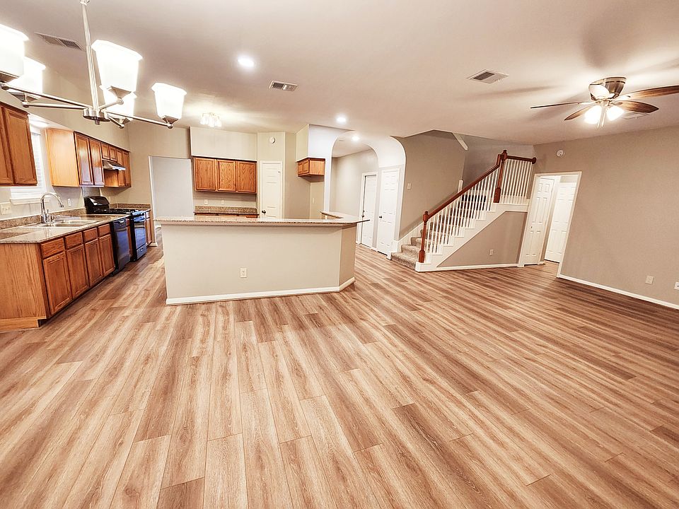 1st image of 6809 Turtlewood Dr
