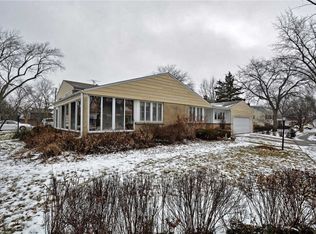 529 Deer Trail Rd, Chicago Heights, IL 60411