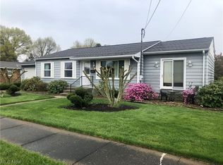 412 Ellen Ave SW, New Philadelphia, OH 44663