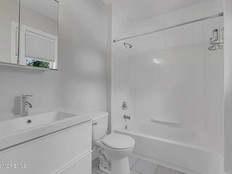 309 Cedar Ave — Photo 27