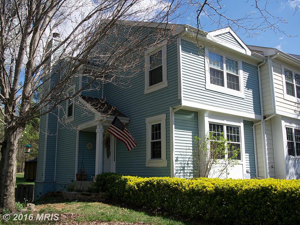 1st image of 15309 Waters Edge Ct
