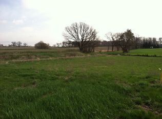 2844 Three Forks Rd, Belvidere, IL 61008