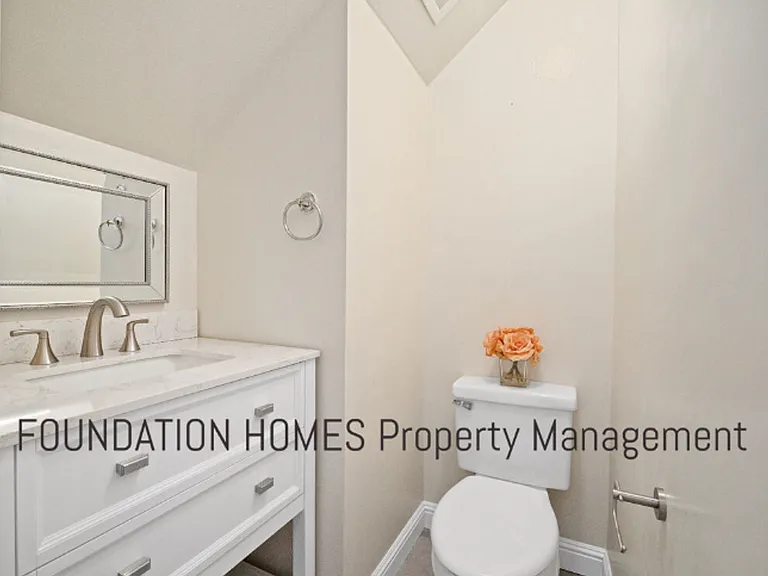 28 Mariner Green Dr — Photo 9