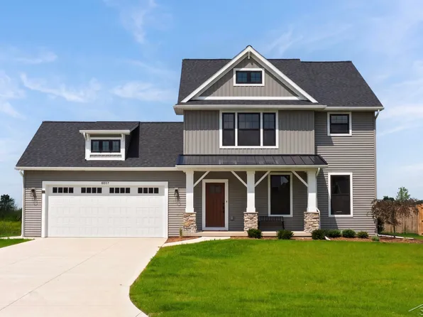 8657 Foxtail Trail St, Freeland, MI 48623