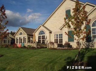 109 Stonegate Dr, Pataskala, OH 43062